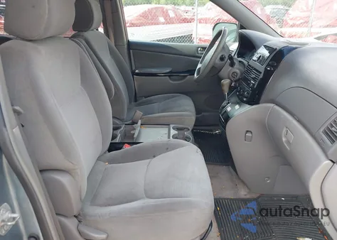 2005 Toyota Sienna Le z USA, uszkodzony, nr VIN 5TDZA23C35S314137